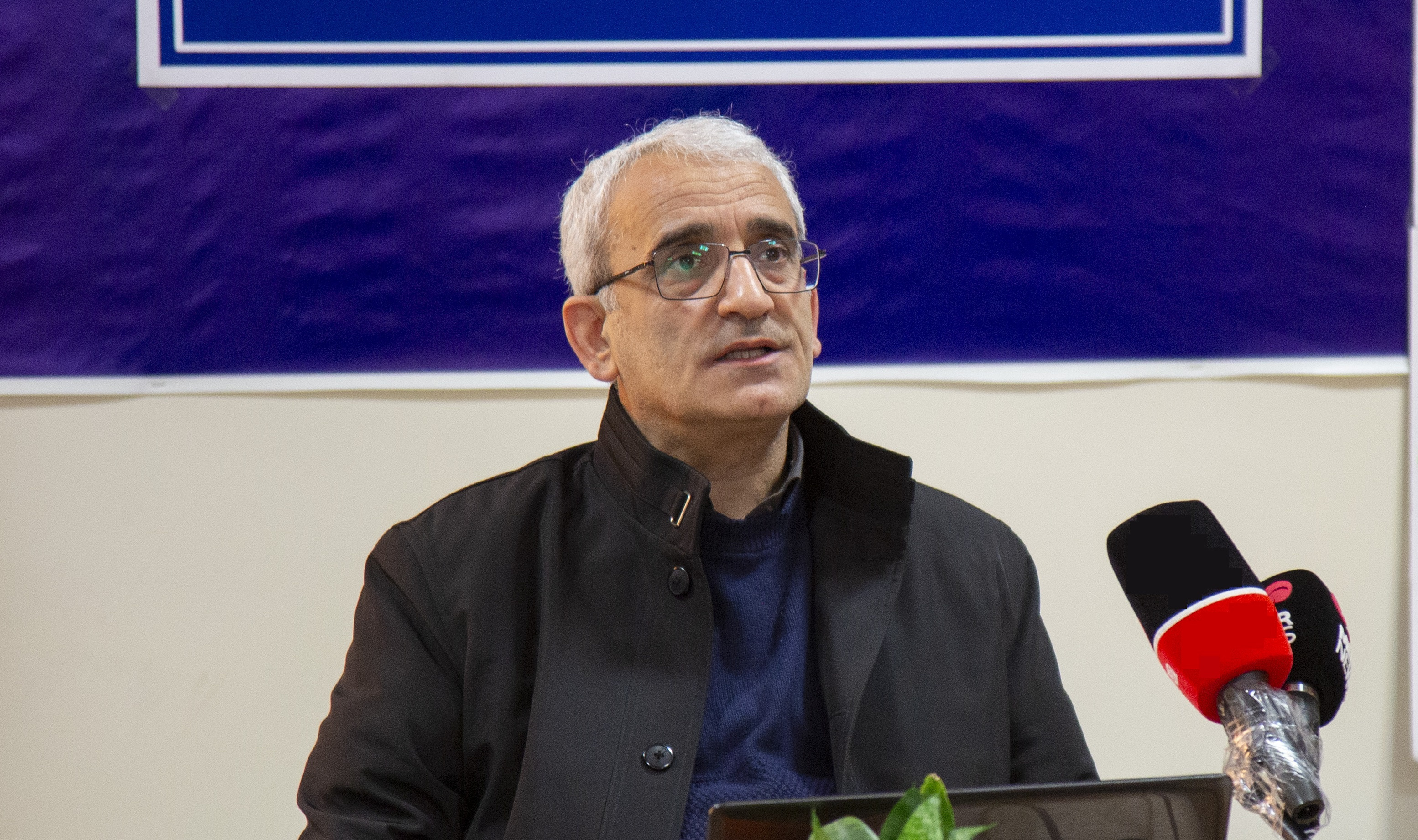 هشدار معاون بهداشت دانشگاه علوم پزشکی اردبیل به مناسبت هفته جهانی زئونوز: «سلامت واحد» راه مقابله با بیماری‌های مشترک انسان و دام است