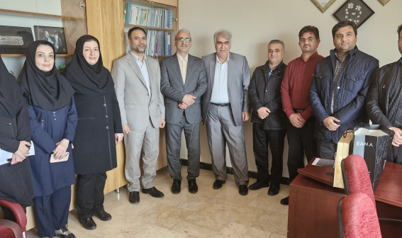 تبریک همکاران معاونت بهداشت به مناسبت روز معلم و استاد به دکتر صادقیه اهری معاون بهداشت دانشگاه