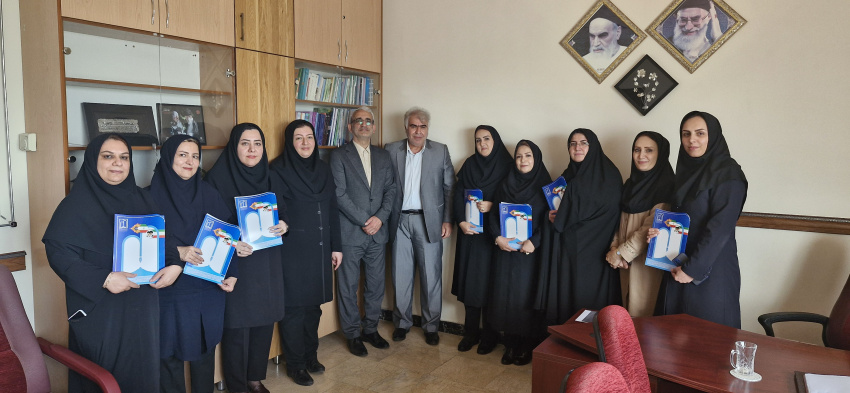 تجلیل از کارکنان مامایی معاونت بهداشت دانشگاه بمناسبت روز جهانی ماما