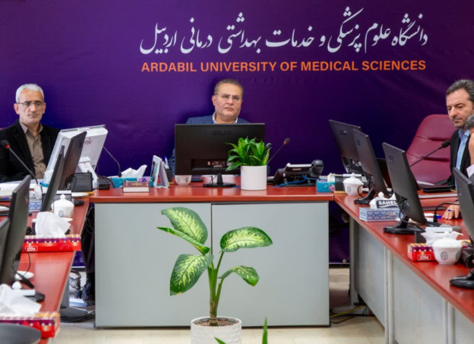 برگزاری کمیته دانشگاهی بیماریهای منتقله از آب و غذا