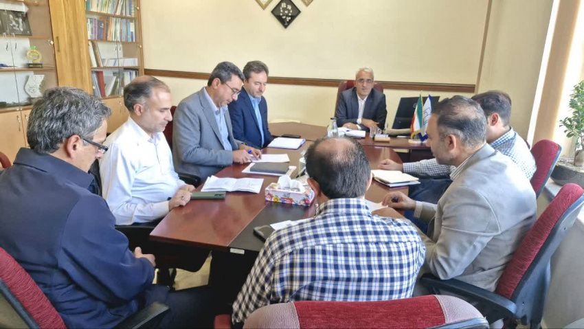 تاکید معاون بهداشت دانشگاه بر لزوم رعایت ضوابط و شرایط عرضه بهداشتی شیر خام
