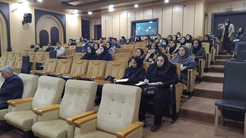 برگزاری کارگاه احیای پایه کودکان و نوزادان